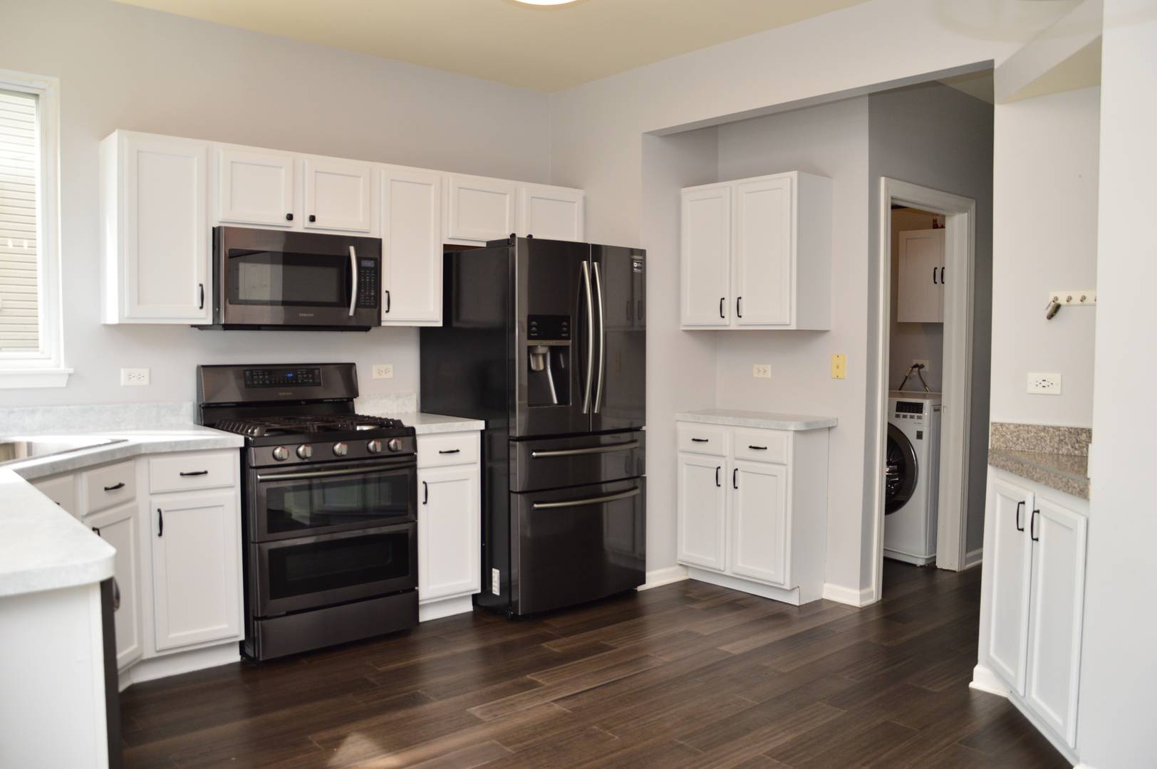 Carpentersville, IL 60110,3112 Merrywell CT