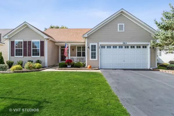 723 Bohannon CIR, Oswego, IL 60543