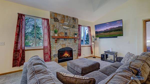 Antioch, IL 60002,606 Cameron DR