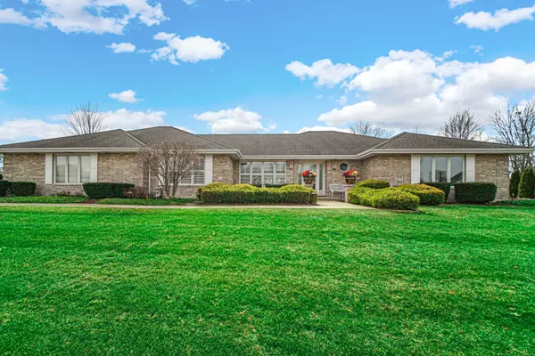 10627 Williamsburg TRL, Frankfort, IL 60423