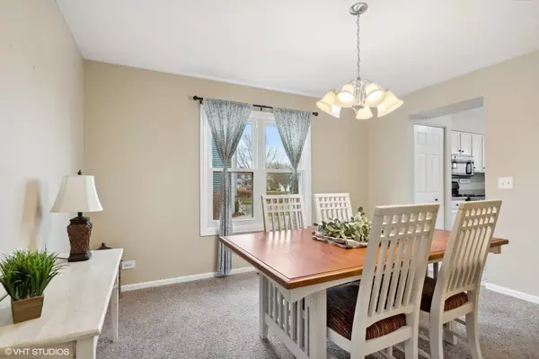 Crystal Lake, IL 60014,1089 W STONE CREEK CIR