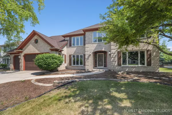 2215 Sable Oaks DR, Naperville, IL 60564