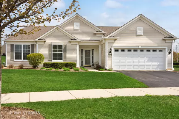 3699 Canton CIR, Mundelein, IL 60060