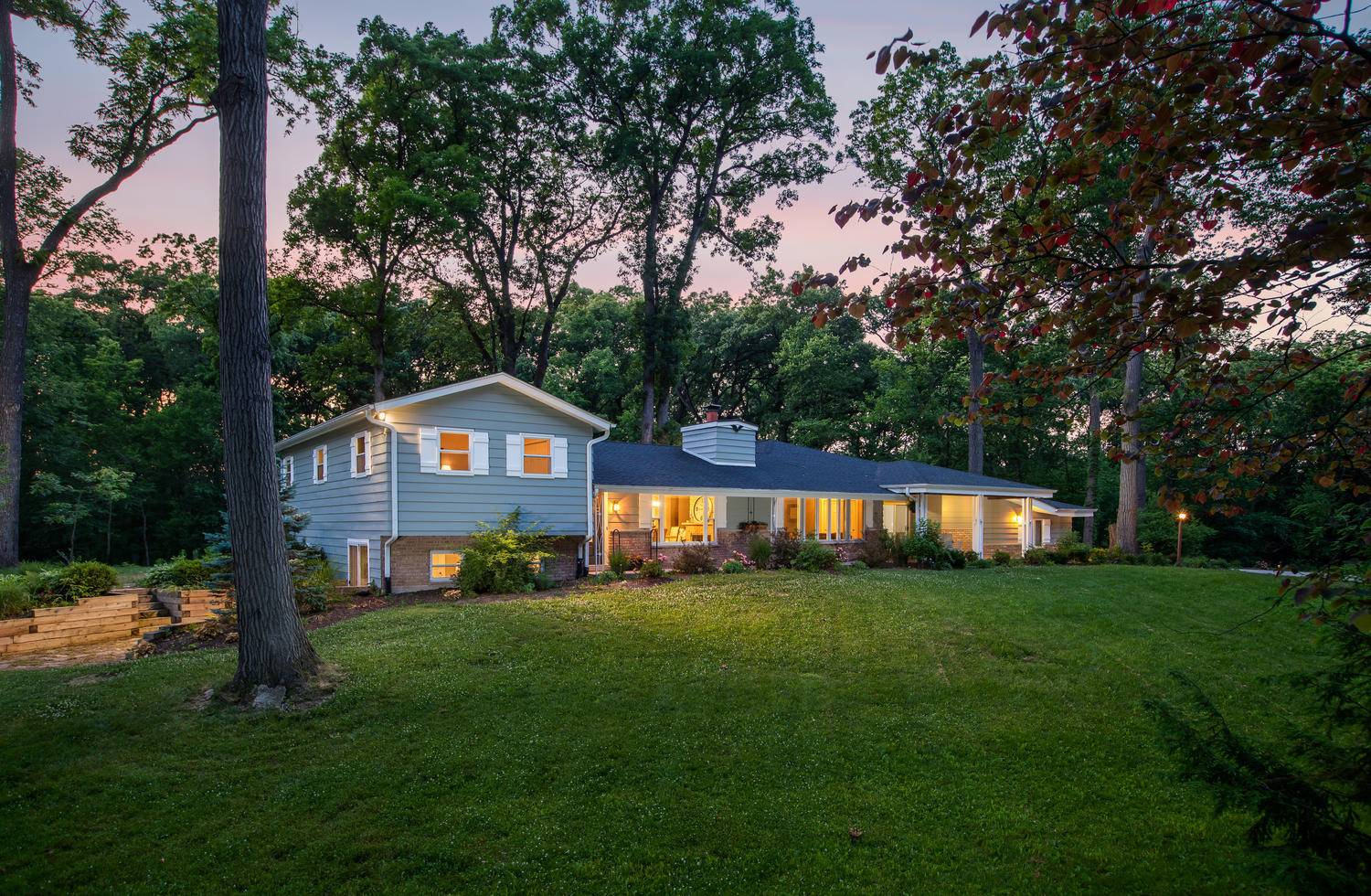 23W651 Hemlock LN, Naperville, IL 60540