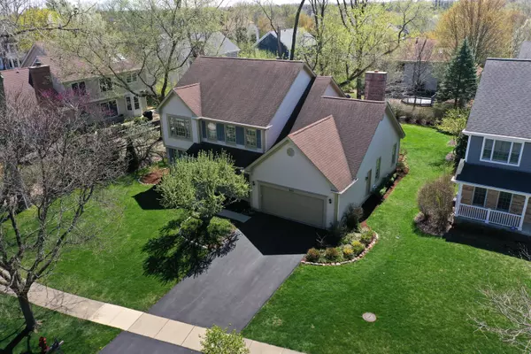 923 W Hidden Hills LN,  Palatine,  IL 60067