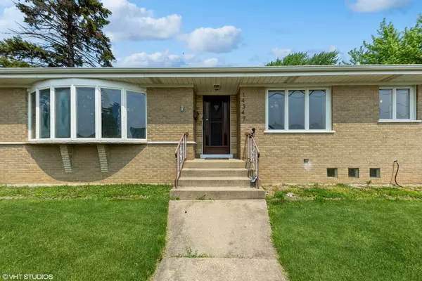 14347 S Blaine AVE, Posen, IL 60469