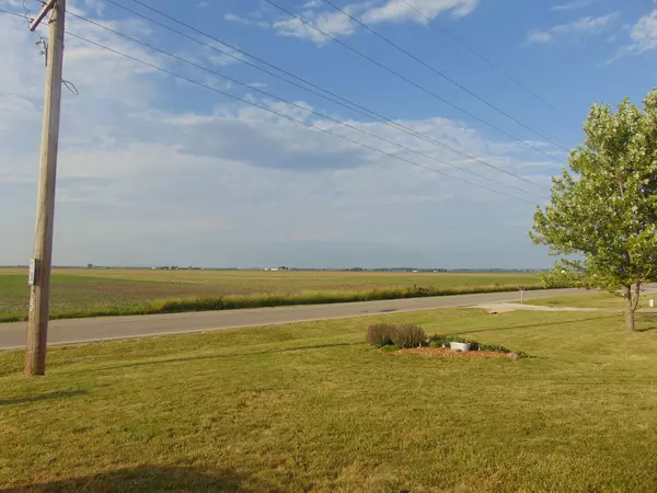 Tolono, IL 61880,403 Rocket RD