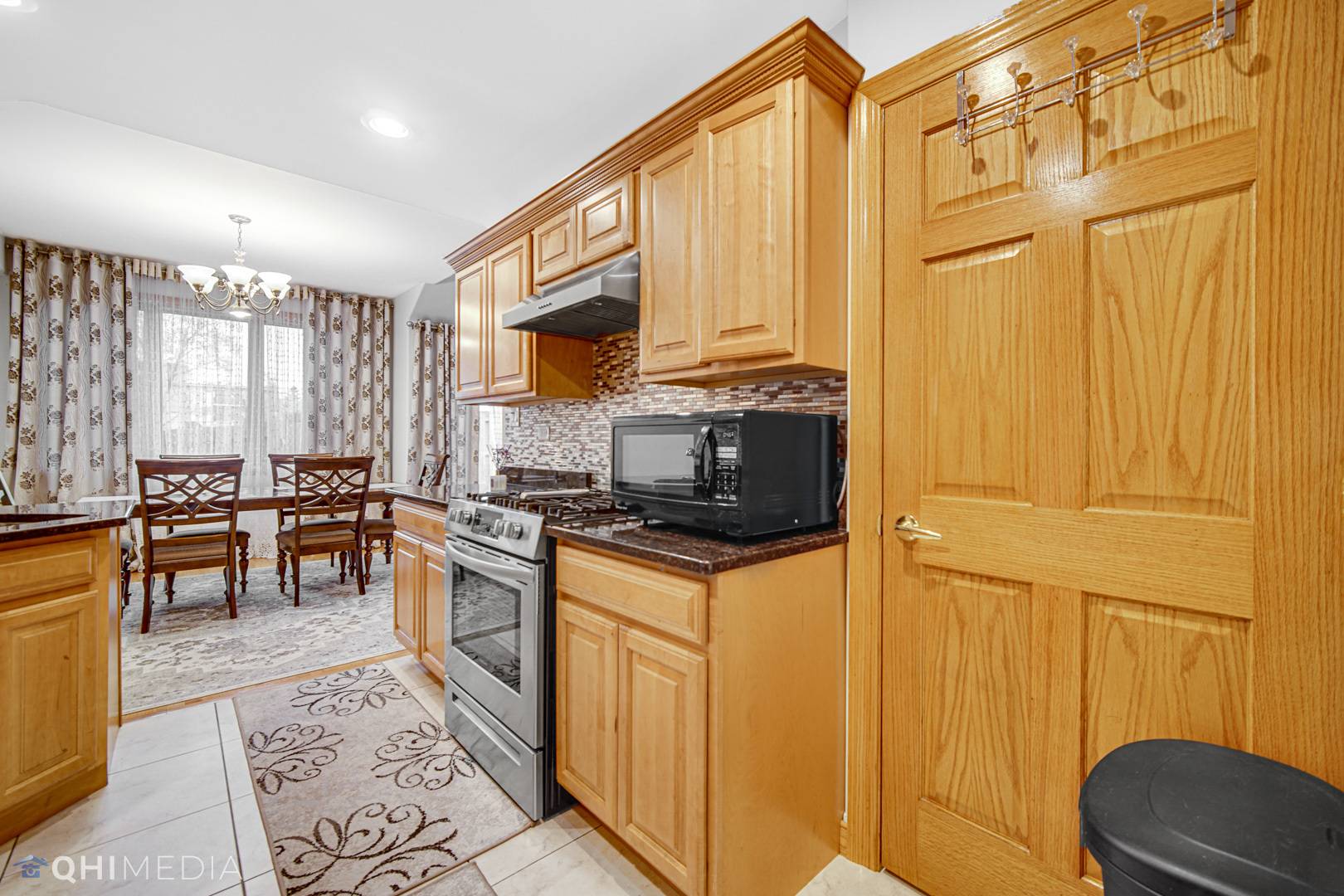 Hickory Hills, IL 60457,8832 S Roberts RD