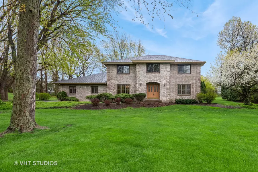 21 Chipping Campden DR, South Barrington, IL 60010