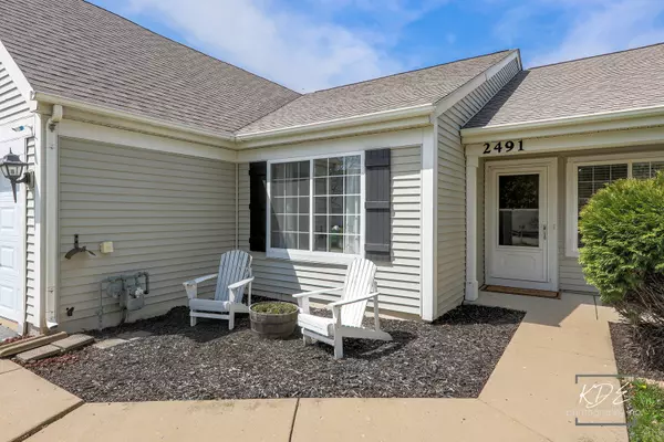 Montgomery, IL 60538,2491 Roxbury LN
