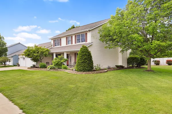 Mahomet, IL 61853,709 N Northridge DR