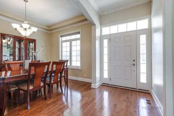 Libertyville, IL 60048,764 E Sunnyside AVE