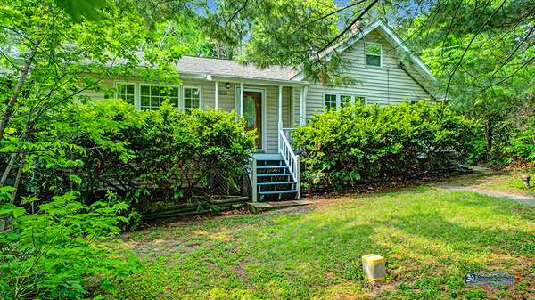 25643 W Woodlawn AVE, Antioch, IL 60002