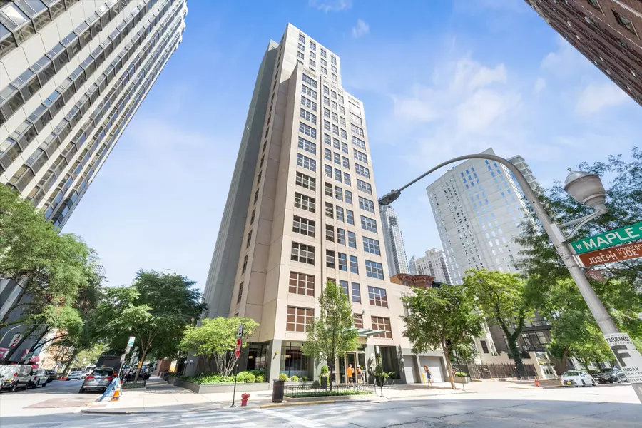 1035 N Dearborn ST #7E, Chicago, IL 60610