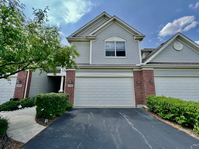 1294 Prairie View Pkwy, Cary, IL 60013