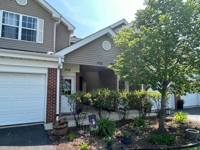 1713 White Oak TRL #12-A, Cherry Valley, IL 61016