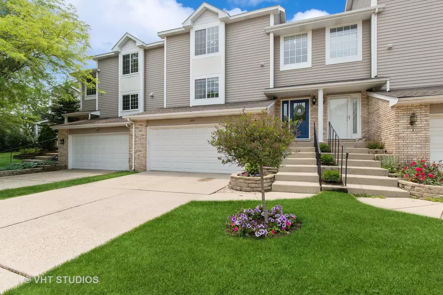 328 Stevens CT, Grayslake, IL 60030