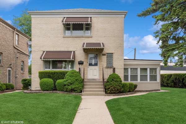 3421 East AVE,  Berwyn,  IL 60402