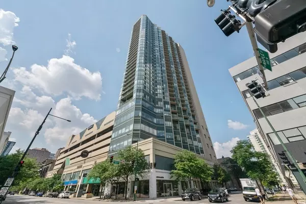 111 W Maple ST #1111, Chicago, IL 60610