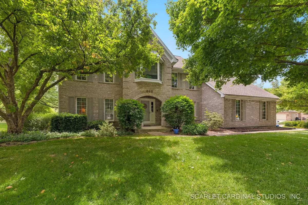 Naperville, IL 60565,800 Piedmont CIR