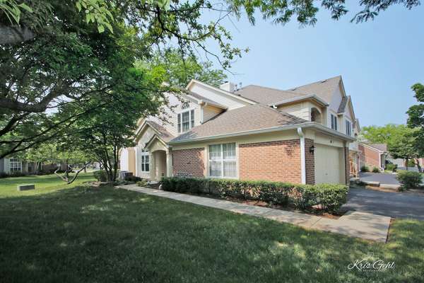 335 ASHFORD CIR #1, Bartlett, IL 60103