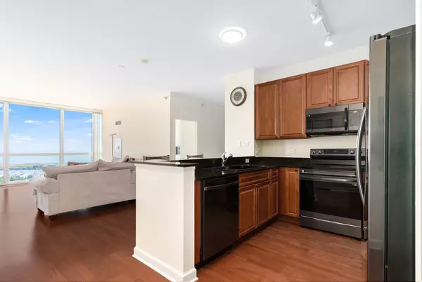 Chicago, IL 60616,1841 S Calumet AVE #1703