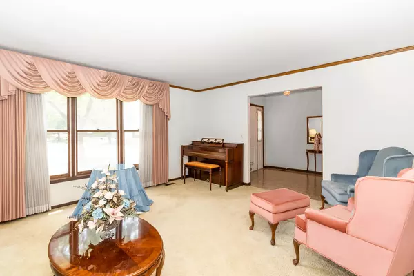 Bolingbrook, IL 60440,1044 Walden CT