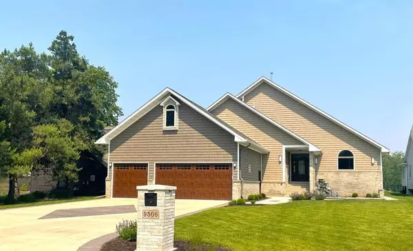 Machesney Park, IL 61115,9506 Shore DR