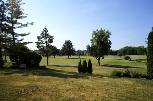 Darien, IL 60561,1511 Pinehurst DR