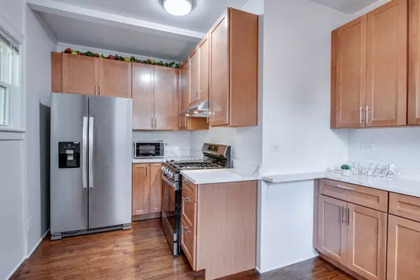 Lombard, IL 60148,80 S Grace ST