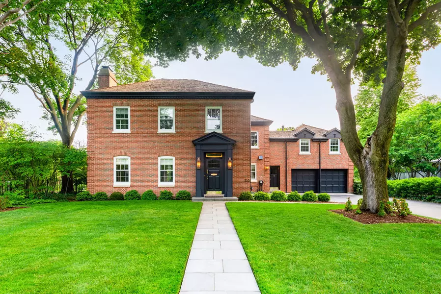 310 Warwick RD, Kenilworth, IL 60043