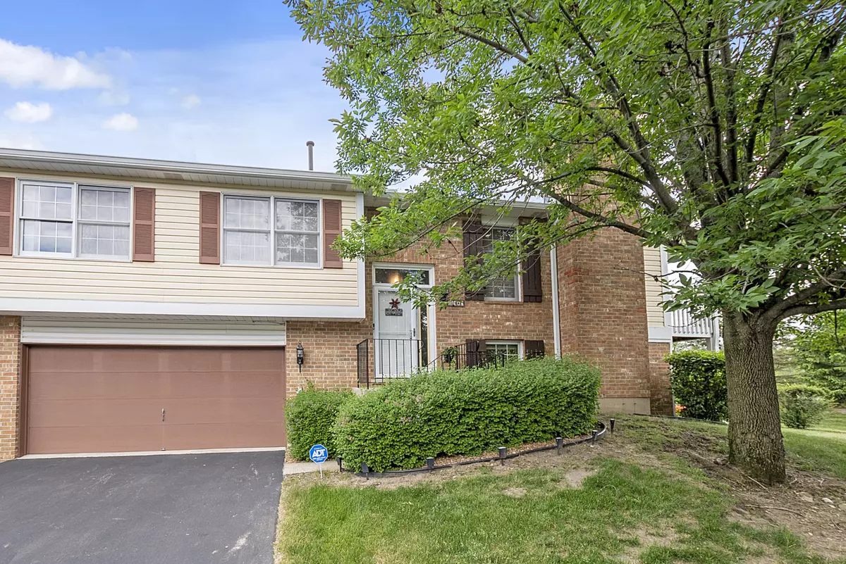 Mokena, IL 60448,10247 Cambridge CT