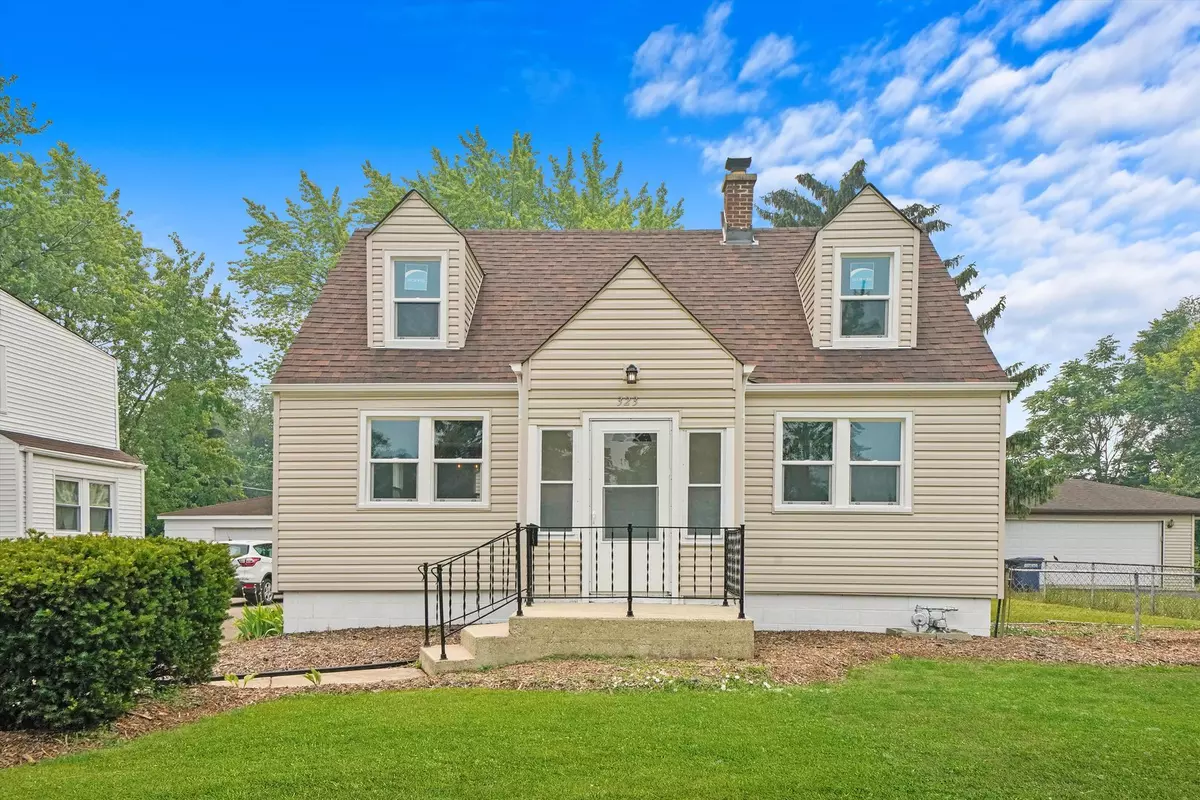 Northlake, IL 60164,323 Country Club DR