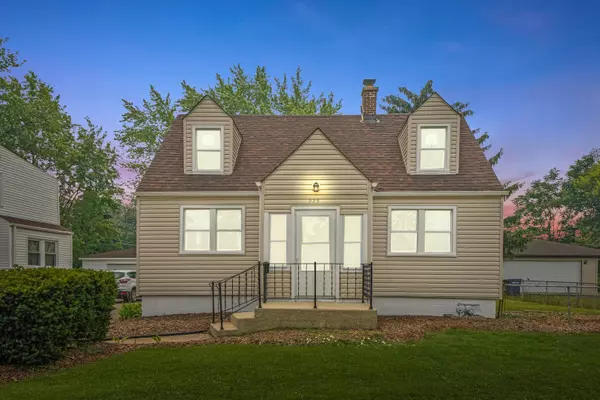 Northlake, IL 60164,323 Country Club DR