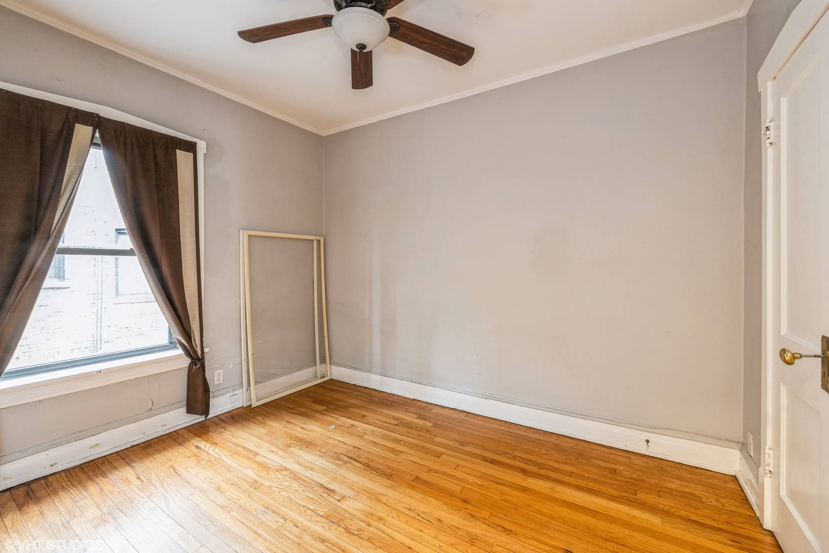 Oak Park, IL 60304,927 Clarence AVE #2