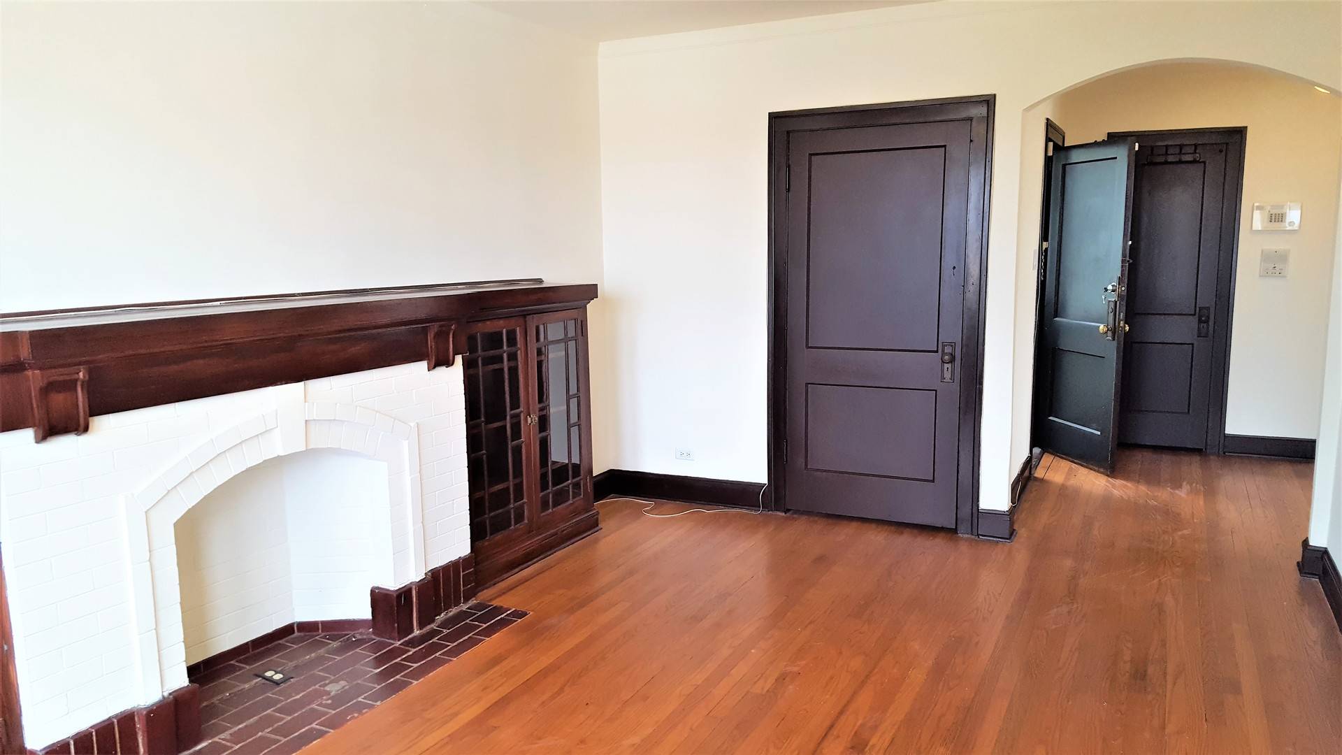 Chicago, IL 60659,2345 W Glenlake AVE #3
