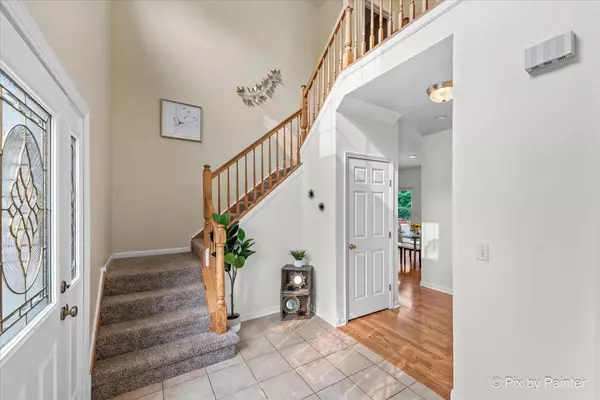 Lake In The Hills, IL 60156,602 Lorree LN