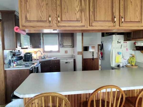 Chana, IL 61015,1988 S CHANA RD