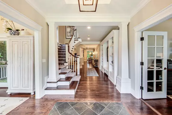 Deerfield, IL 60015,1345 Berkley CT