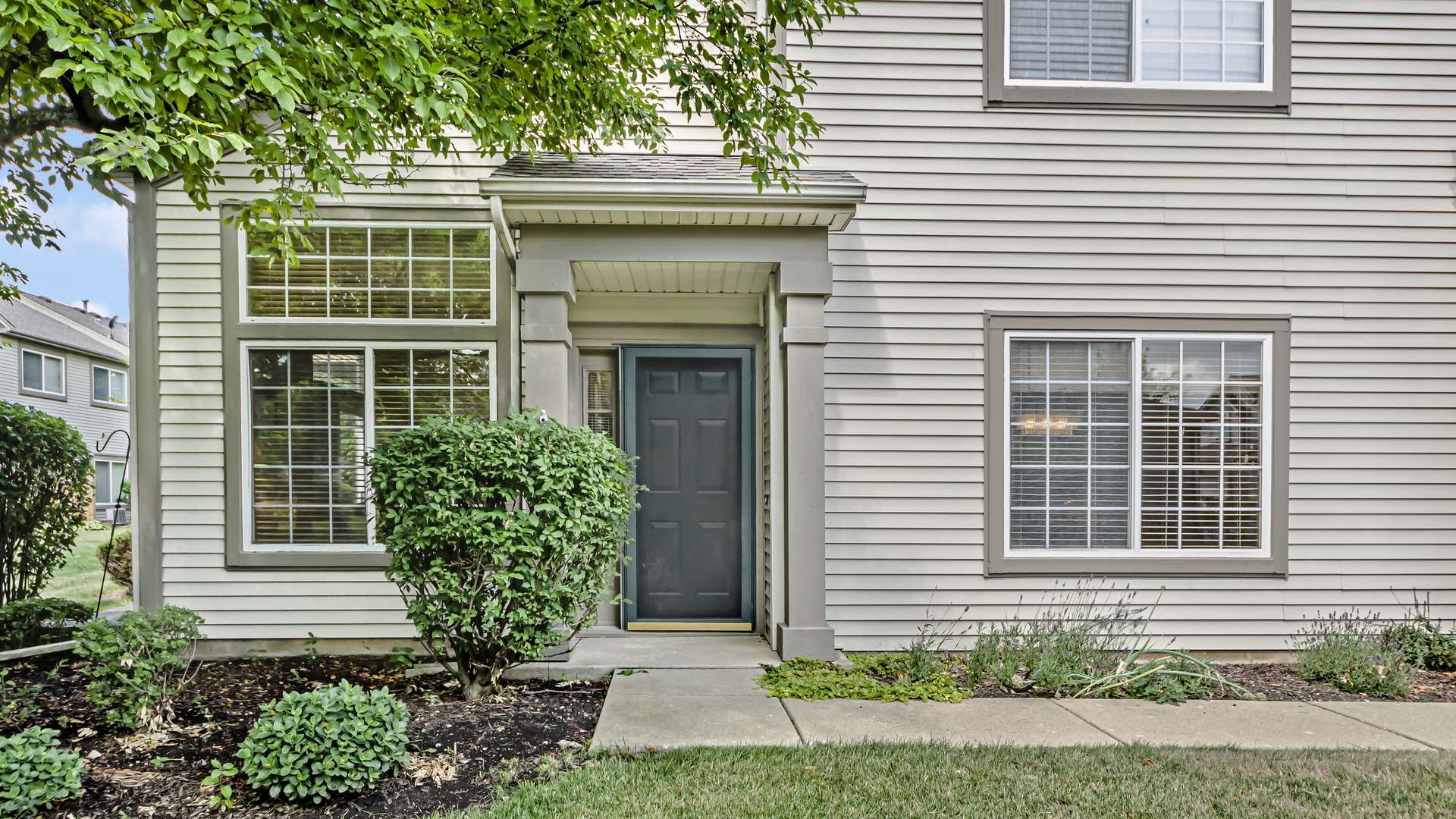 1082 Park Hill CIR #1082, Aurora, IL 60502