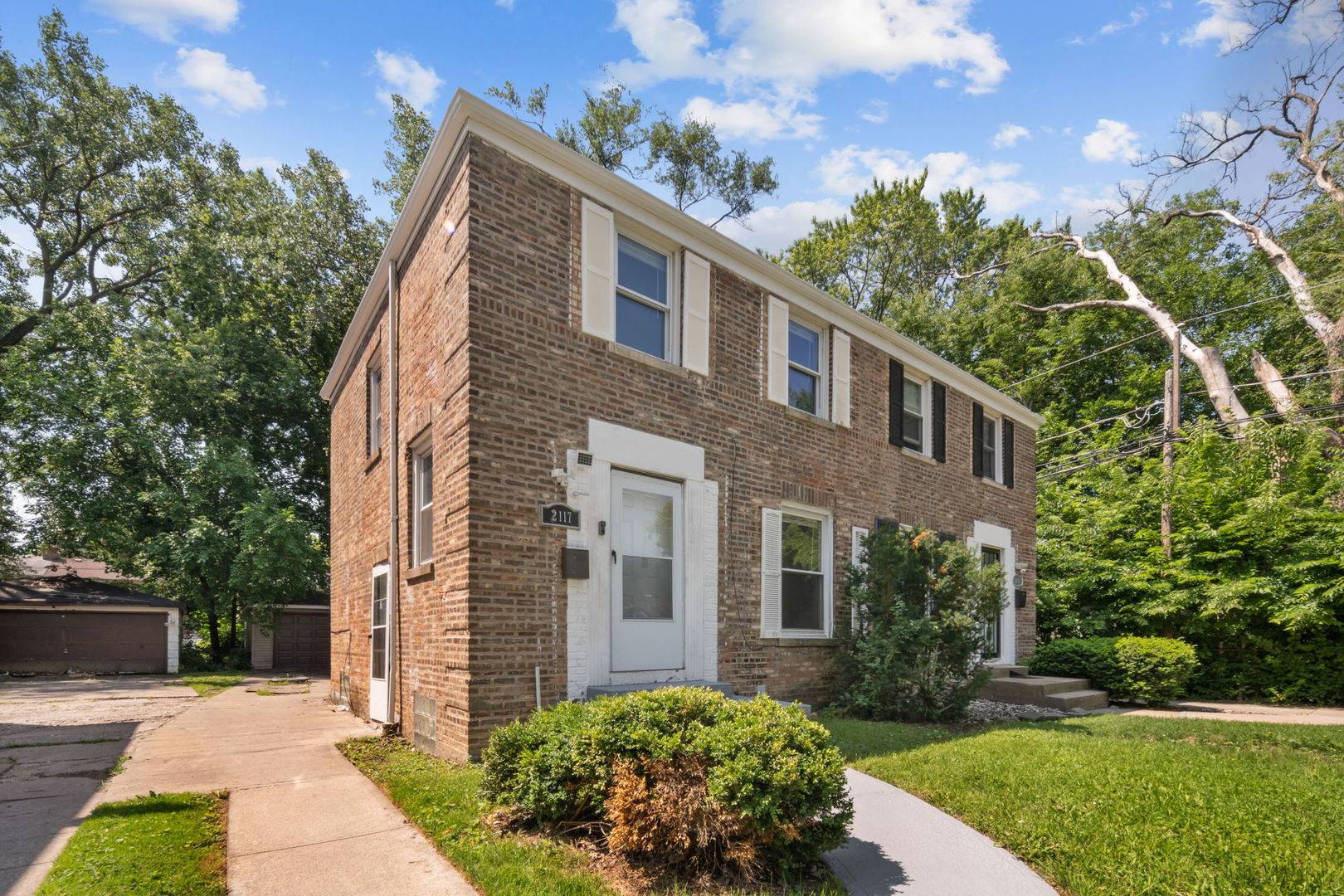 2117 E 96th PL, Chicago, IL 60617