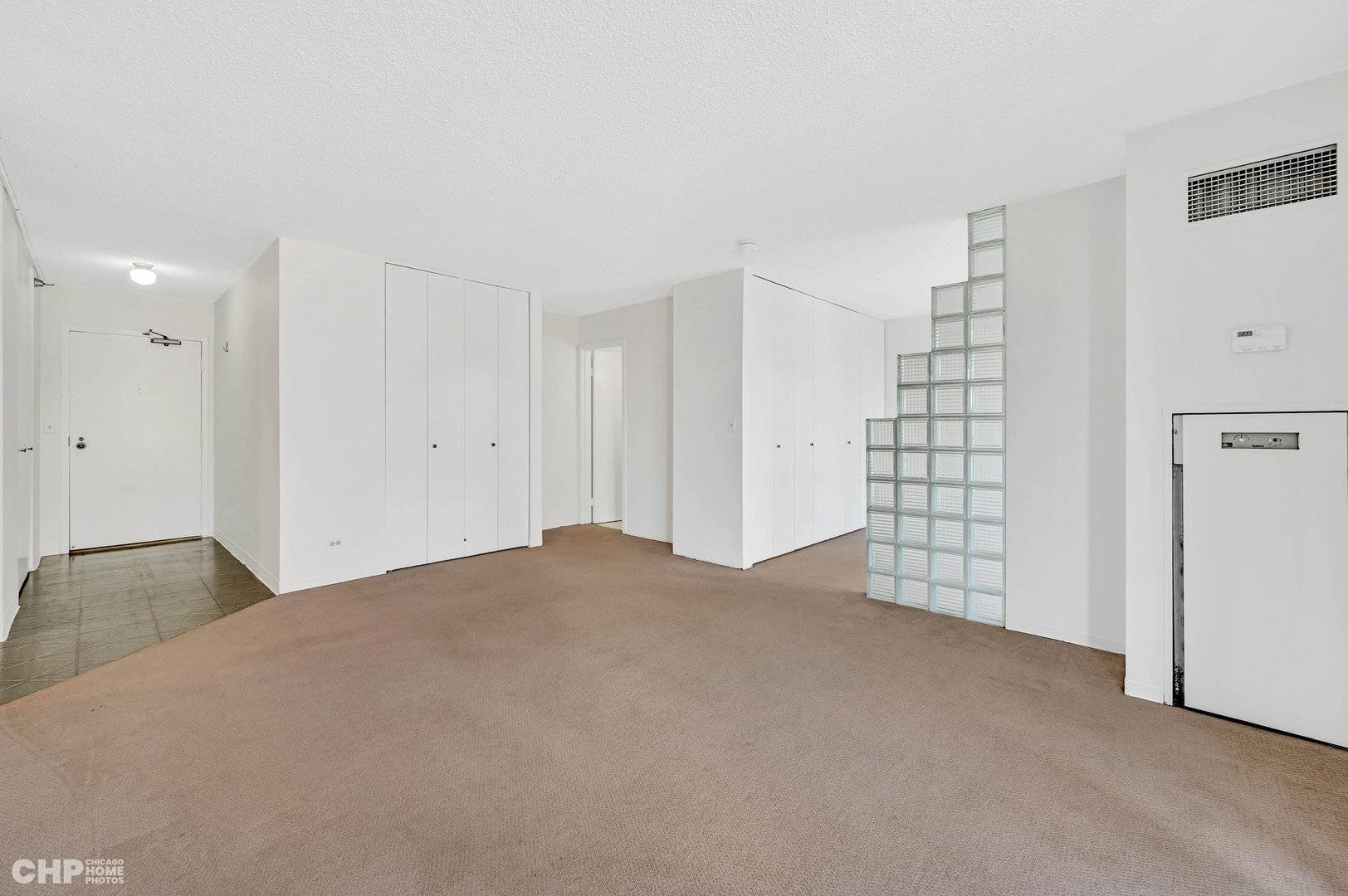 Chicago, IL 60610,1212 N La Salle DR #508