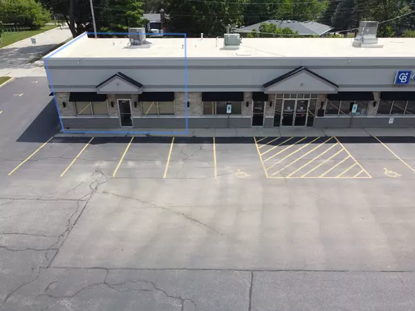 777 E Algonquin RD, Algonquin, IL 60102