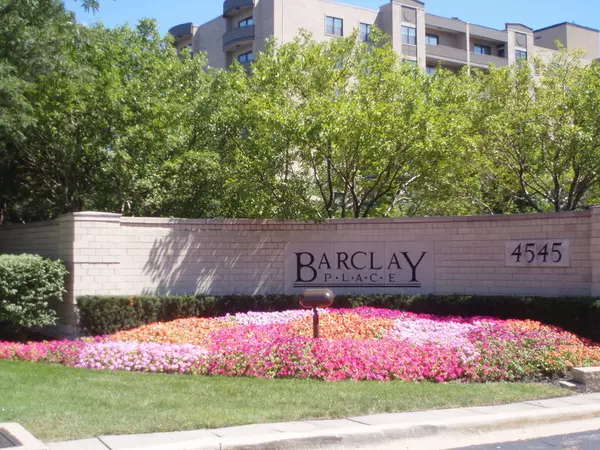 4545 W Touhy AVE #224, Lincolnwood, IL 60712