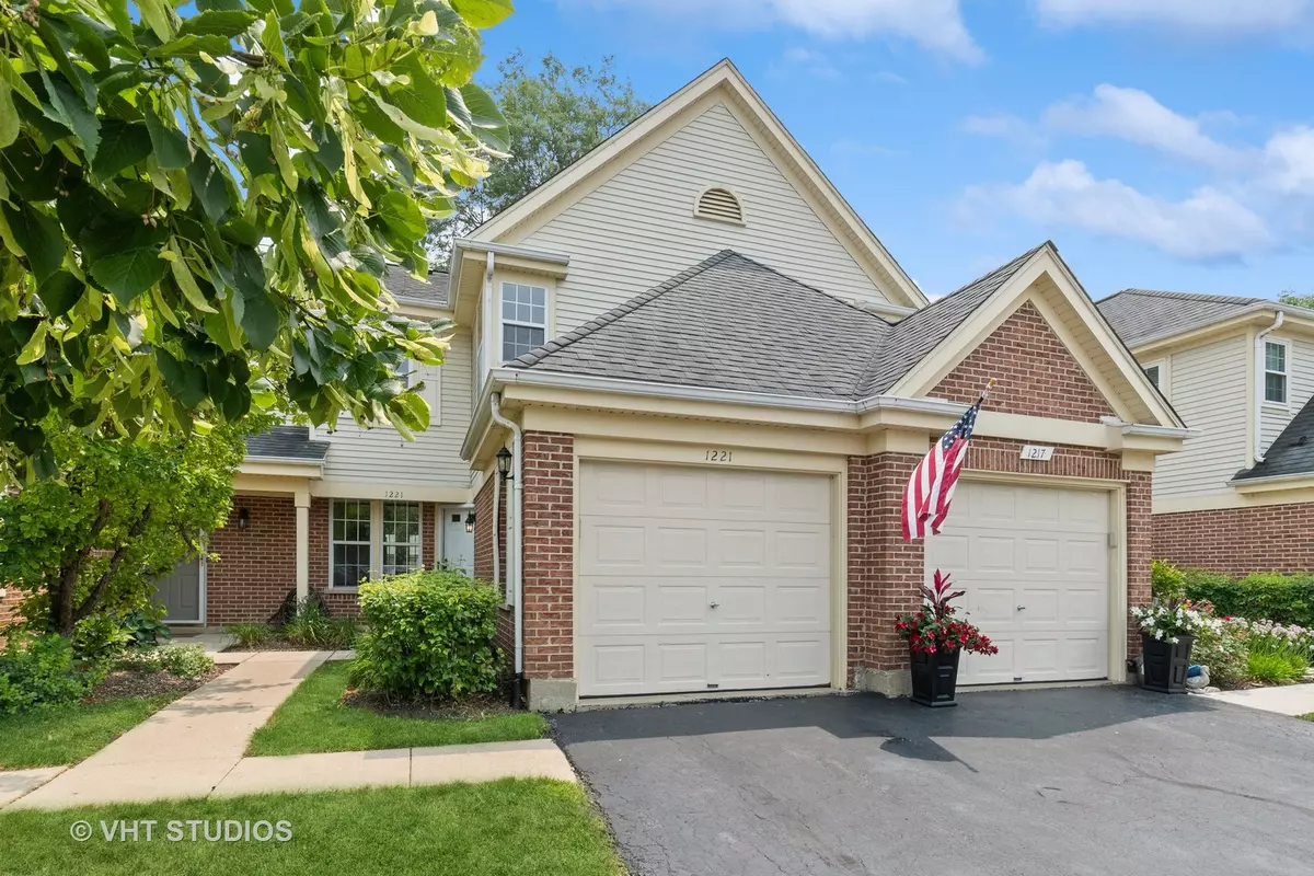 Buffalo Grove, IL 60089,1221 S Wellington CT #4-12-E