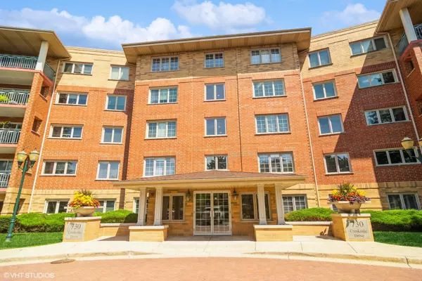 730 Creekside DR #105, Mount Prospect, IL 60056