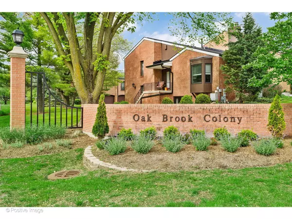 Oak Brook, IL 60523,2S726 Williamsburg CT