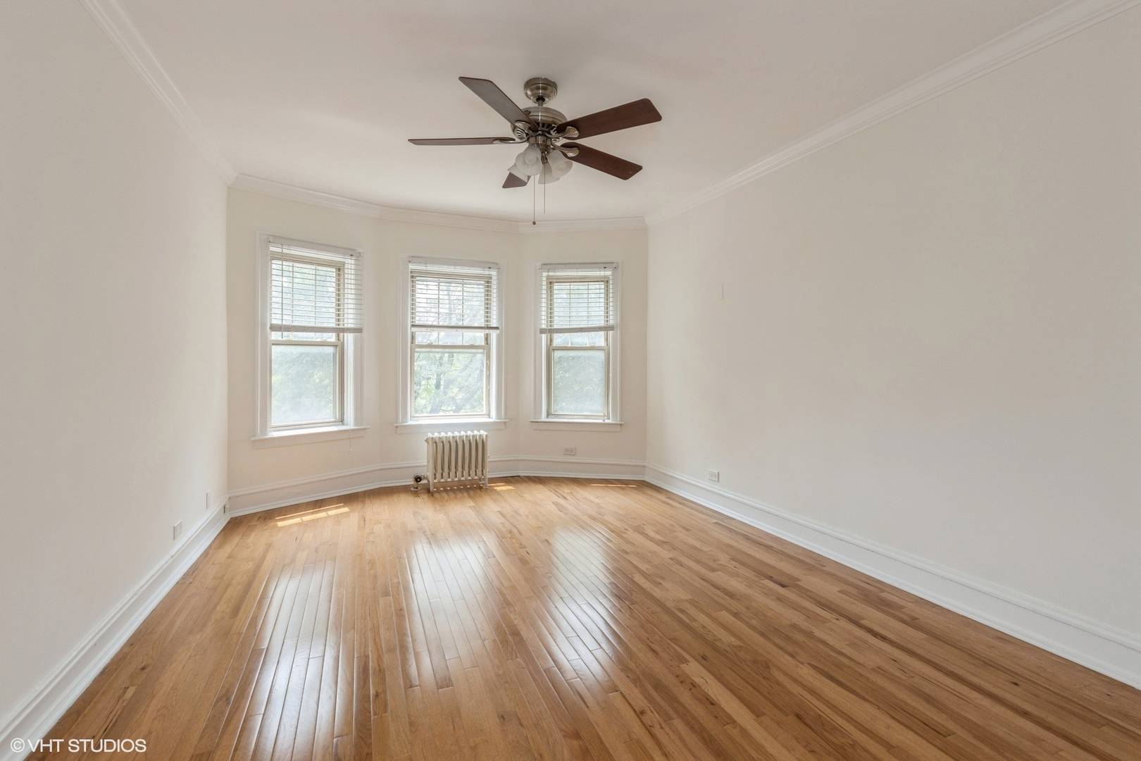 Chicago, IL 60659,2248 W Granville AVE #2