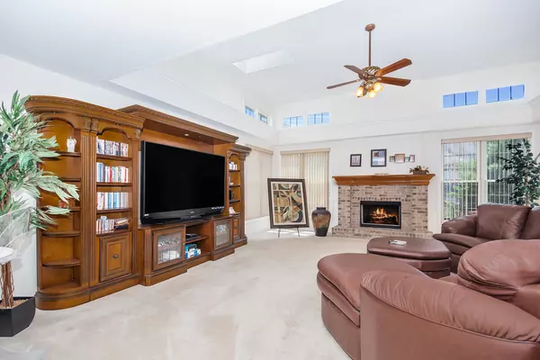 Plainfield, IL 60585,26205 W Chatham DR