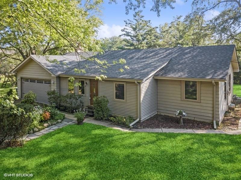 22811 N Quentin RD, Kildeer, IL 60047